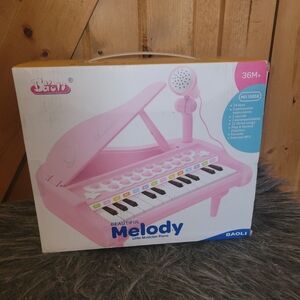 Little Musician Piano (Pink) with a microphone (36months+)